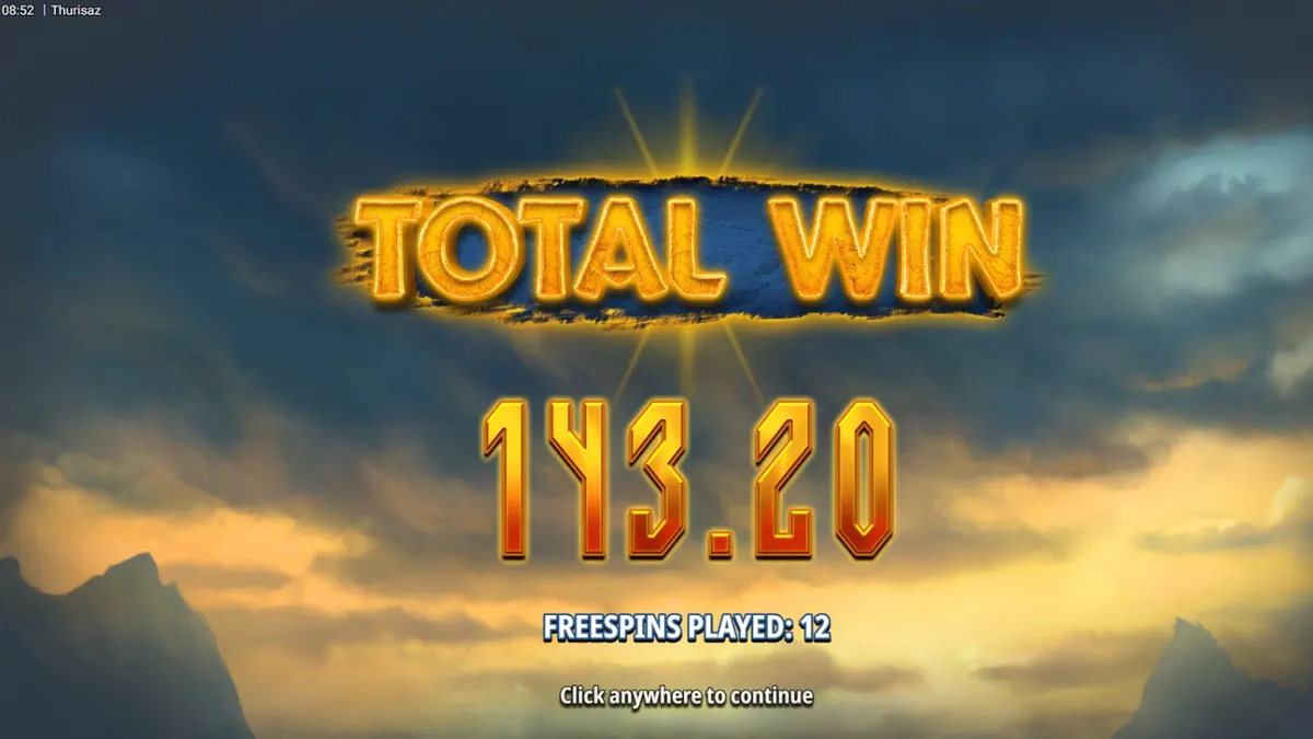 Cenário épico com temática viking do slot Thurisaz